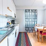 Oulu Hotelli Apartments * אולו