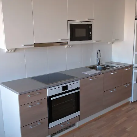 Oulu Hotelli Apartments شقة أولو