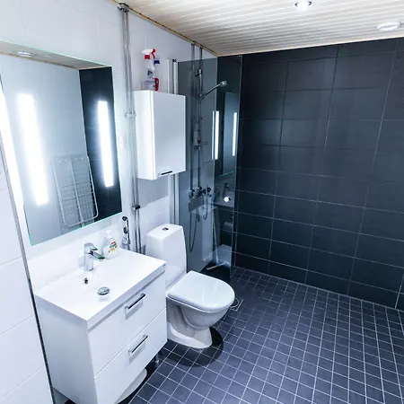 Oulu Hotelli Apartments شقة أولو